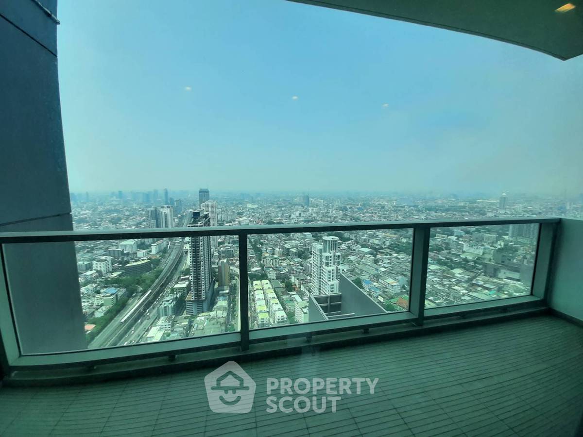 รูป คอนโด 2-ห้องนอน ที่ เดอะ ริเวอร์ คอนโดมิเนียม ใกล้ BTS สะพานตากสิน (ID 514503) - รูปที่ 11/16