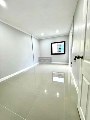 Townhouses for sale Central Plaza Westgate : For Sale Townhouse/Townhome  , Baan Na Non , newly renovated , Bang Rak Phatthana , Bang Bua Thong , Nonthaburi , CX-101501 ✅ Live chat with us ADD LINE @connexproperty ✅