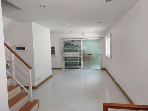 For Sale Townhouse/Townhome  , Pruksatown Nexts Pinklao , Krathum Lom , Sam Phran , Nakhon Pathom , CX-100535 ✅ Live chat with us ADD LINE @connexproperty ✅