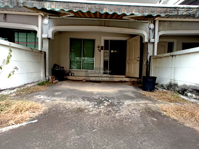 ทาวน์โฮม ทับช้าง : ขายทาวน์เฮ้าส์/ทาวน์โฮม  บ้านกลางเมือง พระราม 9-กรุงเทพกรีฑา (ตัดใหม่) ทับช้าง เขต สะพานสูง กรุงเทพ CX-93456 ✅ ทักไลน์ @connexproperty ตอบทันที ทีมงานมืออาชีพ ✅