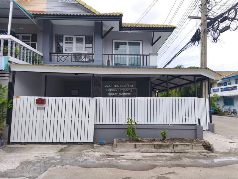 Townhouses for sale : For Sale Townhouse/Townhome  , Baan Pruksa 15 Bangpu , corner unit , newly renovated , Phraek Sa Mai , Mueang Samut Prakan , Samut Prakarn , CX-130343 ✅ Live chat with us ADD LINE @connexproperty ✅