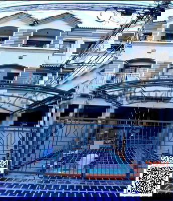 เช่าทาวน์โฮม เขตสวนหลวง : เช่า ทาวน์เฮ้าส์ 3 ชั้น ขนาด 3 ห้องนอน บ้านกลางเมือง ซ.พระรามเก้า 43 ใกล้ห้าง The Nine