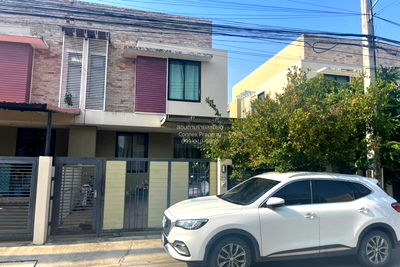 Houses for sale Lotus's Latkrabang : For Sale House , Baan Rock Garden Airport Suvarnabhumi 2 , Sisa Chorakhe Noi , Bang Sao Thong , Samut Prakarn , CX-107484 ✅ Live chat with us ADD LINE @connexproperty ✅