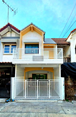 Townhouses for sale Makro Bangbuathong : For Sale Townhouse/Townhome  , Buathongthani , newly renovated , Bang Bua Thong , Bang Bua Thong , Nonthaburi , CX-143318 ✅ Live chat with us ADD LINE @connexproperty ✅