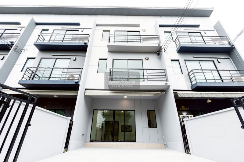 ขายทาวน์โฮม : ขายทาวน์เฮ้าส์/ทาวน์โฮม  บ้านกลางเมือง พระราม 9 - อ่อนนุช ประเวศ เขต ประเวศ กรุงเทพ CX-142325 ✅ ทักไลน์ @connexproperty ตอบทันที ทีมงานมืออาชีพ ✅