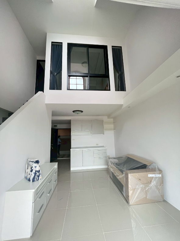 รูป คอนโดฌ็องเซลิเซ่ แจ้งวัฒนะ - ห้อง 2 ชั้น ตกแต่งใหม่  - รูปที่ 12/18