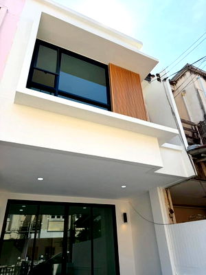 ทาวน์โฮม กรุงเทพมหานคร : 🍃Owjuriyy160226🍃 🏠 โครงการ เฟิสท์โฮม ซอยวัชรพล