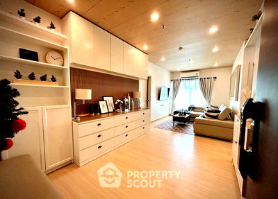 Condos for rent Chaturathit Road : 3-BR Condo at Supalai Veranda Rama 9 in Bang Kapi (ID 2649250)