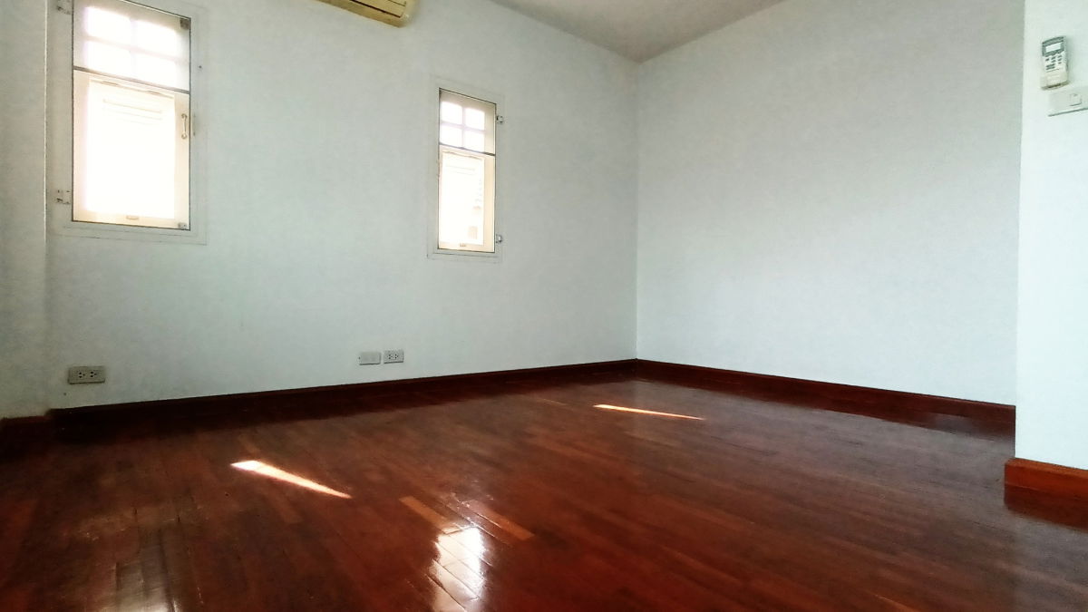 รูป ขายถูก! บ้านเดี่ยววิวโล่ง เงียบสงบ 3 นอน 3 น้ำ | หมู่บ้านวาสินี ลาดพร้าว 101 - รูปที่ 13/16