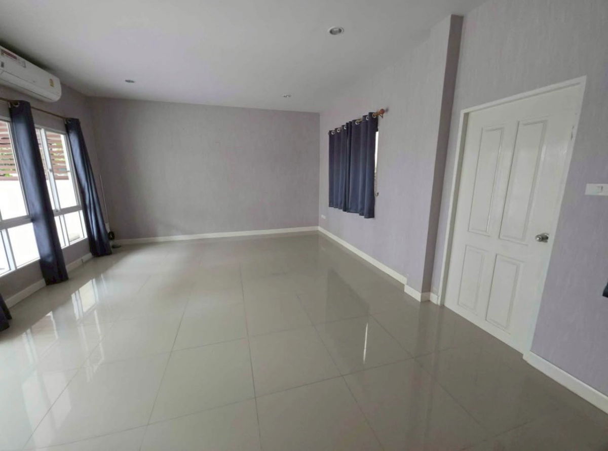 รูป #ให้เช่าทาวน์โฮม มบ.เดอะทาวน์ เพิ่มสิน – สายไหม 🏡 3 ห้องนอน 2 ห้องน้ำ | บ้านพร้อมเข้าอยู่ มีแอร์ 2ตัว 💰 ค่าเช่า 15,500 บาท/เดือน - รูปที่ 2/8