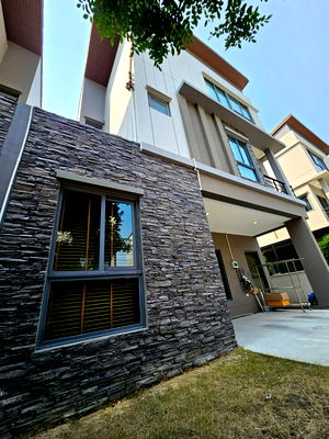 Houses for rent Bang Khun Thian : CR112  For Rent: Twin House in a Prime Location near Bangkok-Srinakarin-Romklao Road