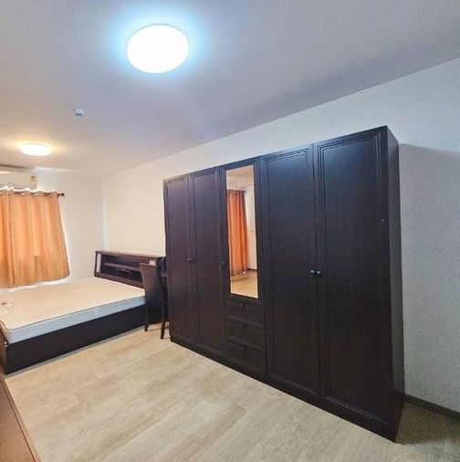The Point Condo Rangsit-Klong 6 For Rent.