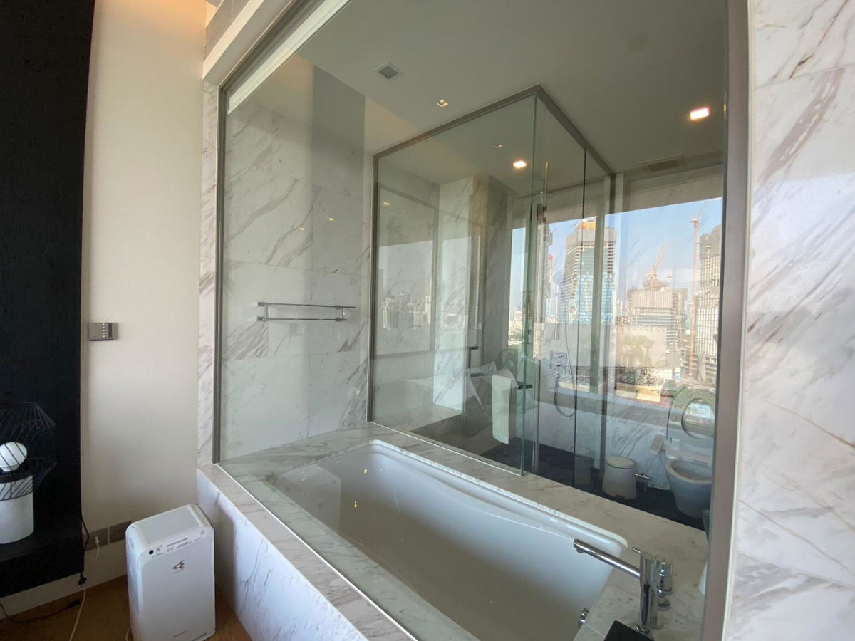 picture SALADAENG ONE 2 Bedroom Conner Unit Garden View - 29/37