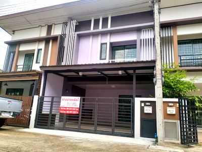 ทาวน์โฮม ลำลูกกา คลองหก : ขายบ้านฟ้าปิยรมย์เทอร์เร่ ลำลูกกาคลอง6  ต.บึงคำพร้อย  อ.ลำลูกกา จ.ปทุมธานี