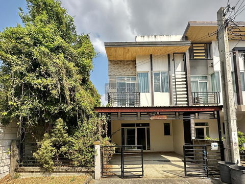 ขายทาวน์เฮ้าส์/ทาวน์โฮม  กัสโต้ ทาวน์โฮม รามคำแหง สะพานสูง เขต สะพานสูง กรุงเทพ CX-98299 ✅ ทักไลน์ @connexproperty ตอบทันที ทีมงานมืออาชีพ ✅