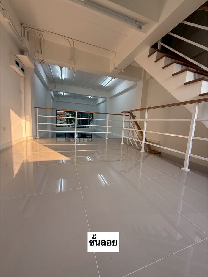 รูป ***เจ้าของขายเอง*** ขาย “อาคารพาณิชย์ 3 ชั้นครึ่ง” ห้องมุม!!! ใกล้ฟิวเจอร์พาร์ค ตึกใหม่มาก ไม่เคยบิวท์อิน ไม่เคยอยู่อาศัย เหมือนซื้อตึกใหม่ - รูปที่ 6/18
