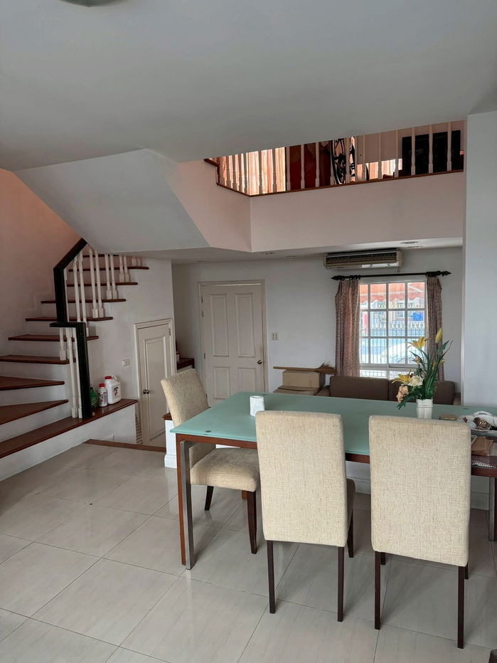 รูป 🏡✨ ให้เช่าทาวน์โฮม 3 ชั้น Plus City Park Ladphrao 71 3 ห้องนอน 4 ห้องน้ำ ทำเลศักยภาพ ซ.สุคนธสวัสดิ์ 3 - รูปที่ 2/13