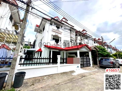 Townhouses for rent Soi Udomsuk (Sukhumvit 103) : For rent: 4-story townhome, corner unit, Home Avenue Village, Soi Prawit and Friends 16, Sukhumvit 101/1 Road.