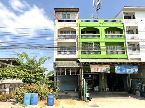 อาคารพาณิชย์ 30.2 ตร.วา บ้านสุขอารีย์ เมืองสมุทรสาคร สมุทรสาคร 2.6M