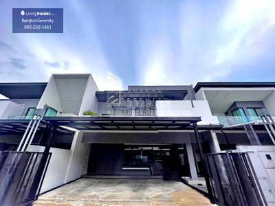 Townhouses for sale Bang Plee Samut Prakarn : Townhouse for sale at Vive Bangna Km.7