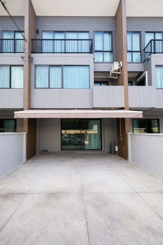 3-bed townhouse for sale, 148 sqm, 37 sq wah, Baan Klang Mueng Sukhumvit-Onnut