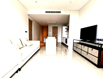 Condos for sale MRT Lumphini : 1-BR Condo at Sindhorn Residence near BTS Ratchadamri (ID 1532459)