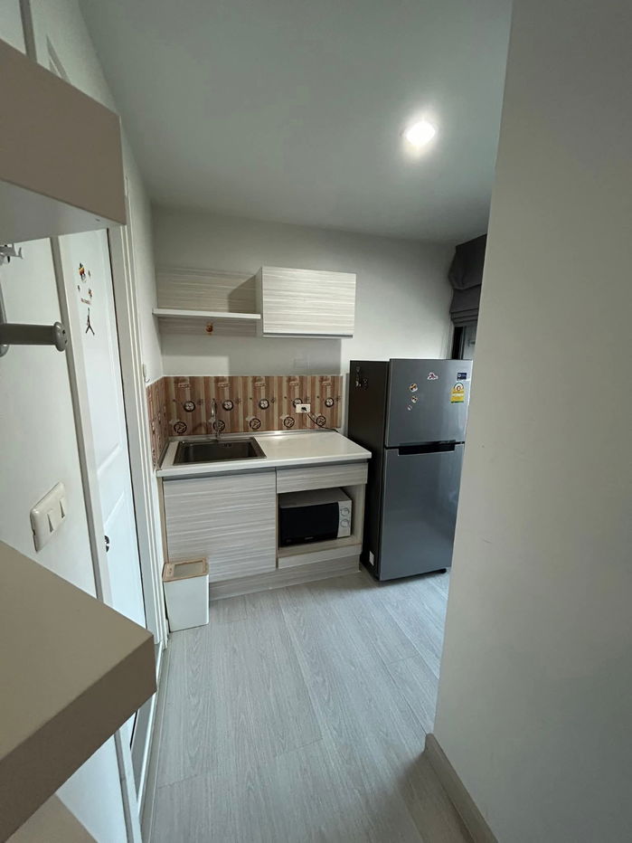 รูป ให้เช่าคอนโด ดิ เอ็กซ์เซล ไฮด์อเวย์ สุขุมวิท 105 ห้องมุม ชั้น 8 วิวโล่ง เฟอร์ฯครบพร้อมอยู่ ทำเลดีเดินทางสะดวก ใกล้รถไฟฟ้า BTS แบริ่ง ใกล้ทางด่วนบางนา - รูปที่ 5/8