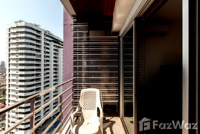 Condos for sale : Quiet Unit located on 18Fl with spacious bathroom & balcony 279069