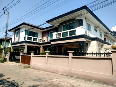 Houses for rent Prasert Manukit Road : N033 For Rent | 2-Storey Detached House on Nak Niwat 6 | Soi Nak Niwat 6 | Special Low Price | Contact LINE: @951qfbfi