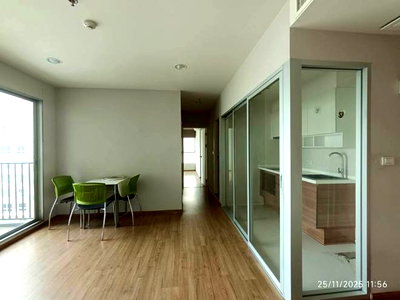 Condos for sale : CONDO 228.6 Sq.m. Yan Nawa Bangkok for 4.6M
