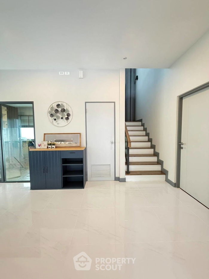 รูป บ้าน 4-ห้องนอน ที่ เดอะ ซิตี้ บางนา ใน บางแก้ว (ID 2646797) - รูปที่ 6/13