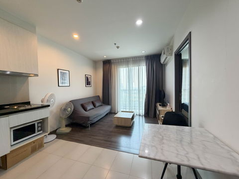 The Base ปาร์ค อีส 1 ห้องนอนห้องใหญ่