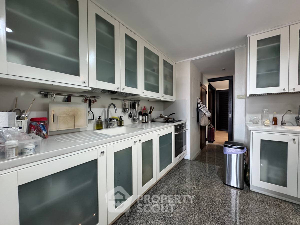 รูป คอนโด 4-ห้องนอน ที่ ศุภาลัย เพลส สุขุมวิท 39 ใกล้ BTS พร้อมพงษ์ (ID 2477727) - รูปที่ 22/23