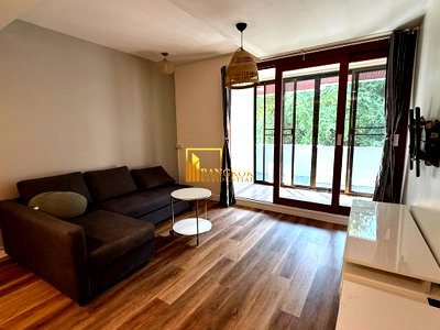 คอนโดให้เช่า : Lake Avenue | Renovated 1 Bedroom Condo in Asoke Area - BR61012CD