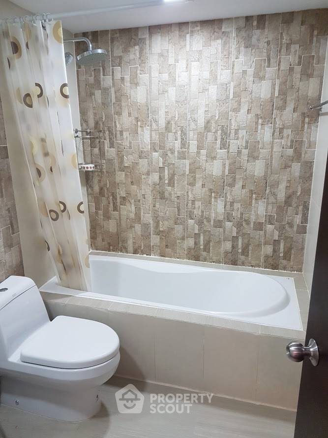 รูป คอนโด 1-ห้องนอน ที่ มอนเทอเรย์ เพลส สุขุมวิท 16 ใกล้ MRT ศูนย์การประชุมแห่งชาติสิริกิติ์ (ID 513201) - รูปที่ 10/14