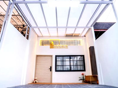 Houses for rent Kasem Bundit Phatthanakan University  : Khlongtan Niwet | Renovated 3 Bedroom House in Phra Khanong - BR28322SH