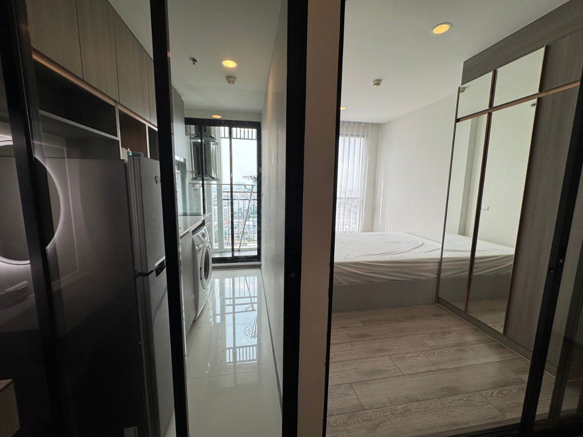 picture [RENT]  ST0656     Knights Bridge Collage Sukhumvit 107     (ID with @in front, LINE ID:  @idhomeland) - 8/18