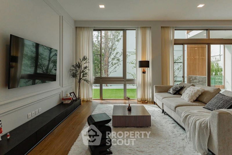 ขายบ้านเดี่ยว : บ้าน 3-ห้องนอน ที่ วีเว่ พระราม 9 ใกล้ กรุงเทพกรีฑา (ID 2650579)