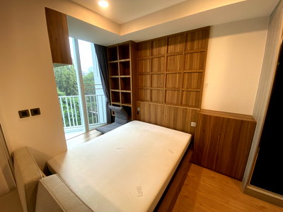 Condos for sale Big C Extra Rama 4 : Investment Opportunity: 1 Bedroom Condo in Thonglor | High Demand | Chewathai Residence - U5854385