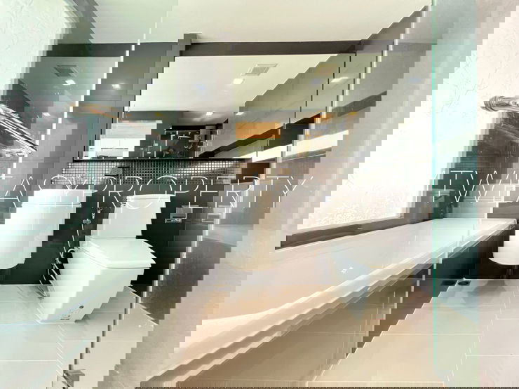 รูป HOT DEAl คอนโด 2 ห้องนอน ทำเลสาทร ใกล้ BTS สะพานตากสิน - รูปที่ 6/8