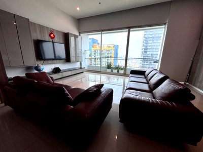 คอนโดให้เช่า : ให้เช่า เพนท์เฮ้าส์ชั้น 30 Circle Condominium วิวเมืองสวยมาก เพดานสูง โปร่ง โล่ง หรู