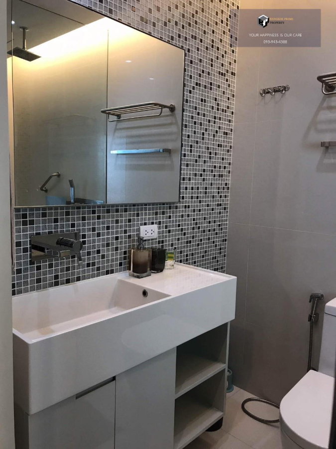 รูป The Room Sukhumvit 21 | Nice homey unit Ready to move in #2025081811404 #FC - รูปที่ 14/17
