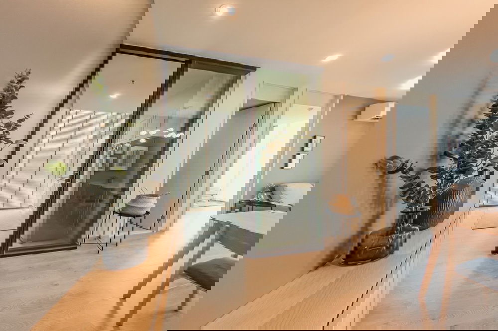 รูป 🔥 สำหรับเช่า !! ทำเลทอง, ชั้นสูง 13++, ตกแต่งสไตล์โมเดิร์น!! 🔥 Code C20231100305....Noble Recole, 2 ห้องนอน, 2 ห้องน้ำ, แต่งครบ, พร้อมเข้าอยู่📣📣 - รูปที่ 5/7