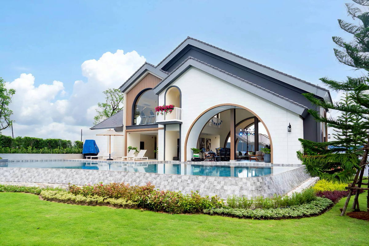 รูป 🌾 บ้านสไตล์ "Modern Barn House" ที่อบอุ่นที่สุดในย่านปิ่นเกล้า-กาญจนาฯ อณาสิริ ปิ่นเกล้า–กาญจนาฯ | เพดานสูง 5.6 เมตร | เริ่ม 4.99 ล้าน 🏡 - รูปที่ 4/19