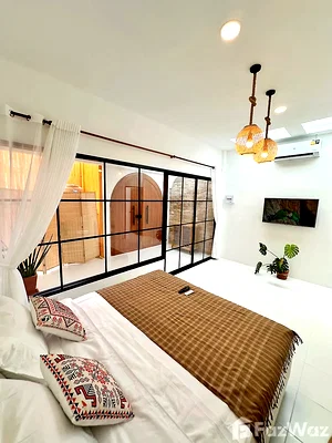 Houses for sale Muang Phuket Phuket : 2 Bedroom Villa for sale in Rawai, Phuket  6046695