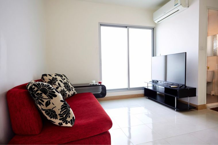 คอนโดชั้นล่าง 2 ห้องนอน 2 ห้องน้ำ ขนาด 54 ตารางเมตร ที่ Aspire Sukhumvit 48 ให้เช่า 25,000 บาทต่อเดือน ซอยสุขุมวิท 48 สถานีรถไฟฟ้า BTS พระโขนง