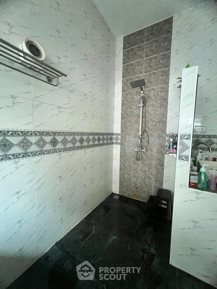 รูป วิลล่า 2-ห้องนอน ที่ ฟีนิกซ์ โกลด์ กอล์ฟ แอนด์ คันทรีคลับ ใกล้ เมืองพัทยา (ID 2649768) - รูปที่ 10/12