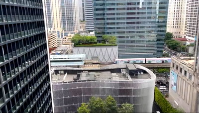 Condos for rent : For Rent: Noble Ploenchit Condo