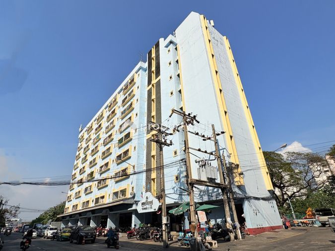 Happyland Twin Condo 1