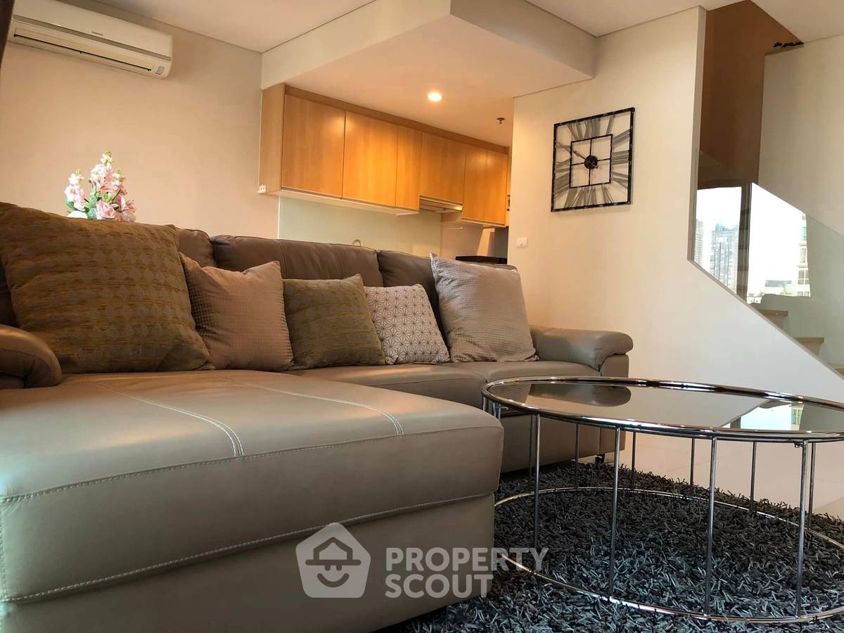 picture 1-BR Condo at Villa Asoke near MRT Phetchaburi (ID 7067) - 10/15